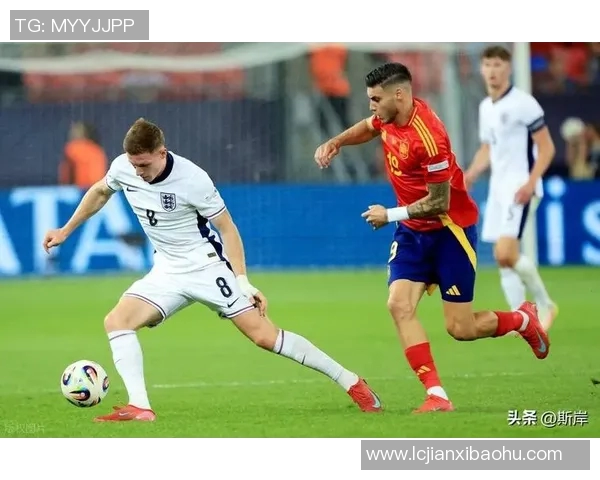 西班牙与意大利欧青赛激战正酣谁将晋级决赛争夺荣誉 西班牙与意大利欧青赛激战正酣谁将晋级决赛争夺荣誉