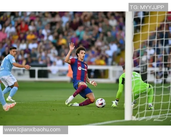 坎塞洛在足球场上的华丽转身与战术价值解析